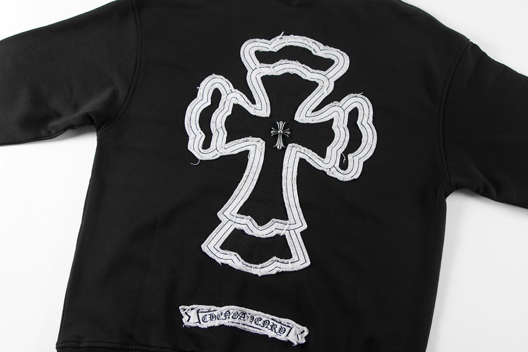 Chrome Hearts latest heavy-weight basic crewneck sweatshirt in black