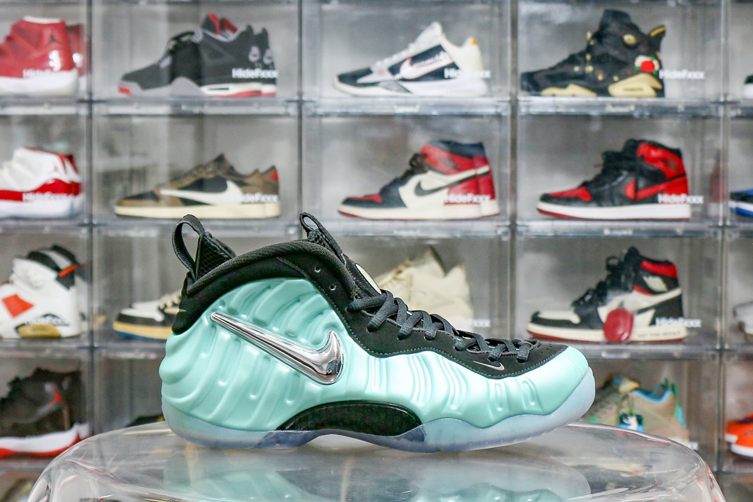 Nike Air Foamposite Pro Island Green 2017