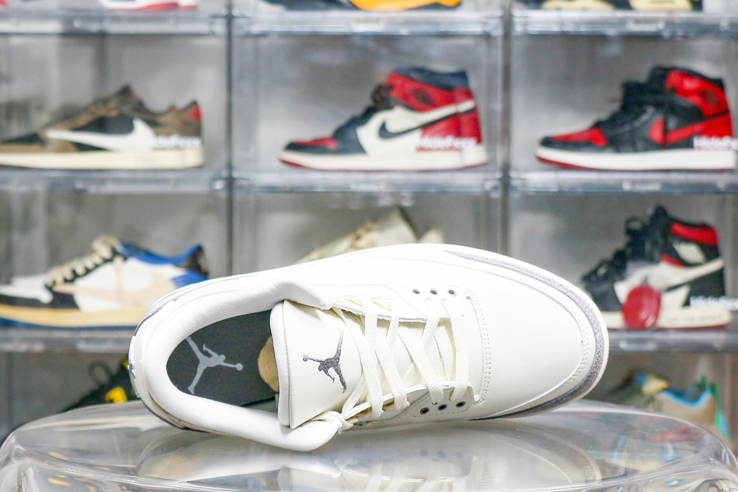 Air Jordan 3 Retro Sail Cement Grey 2025 (Ln5 A1)