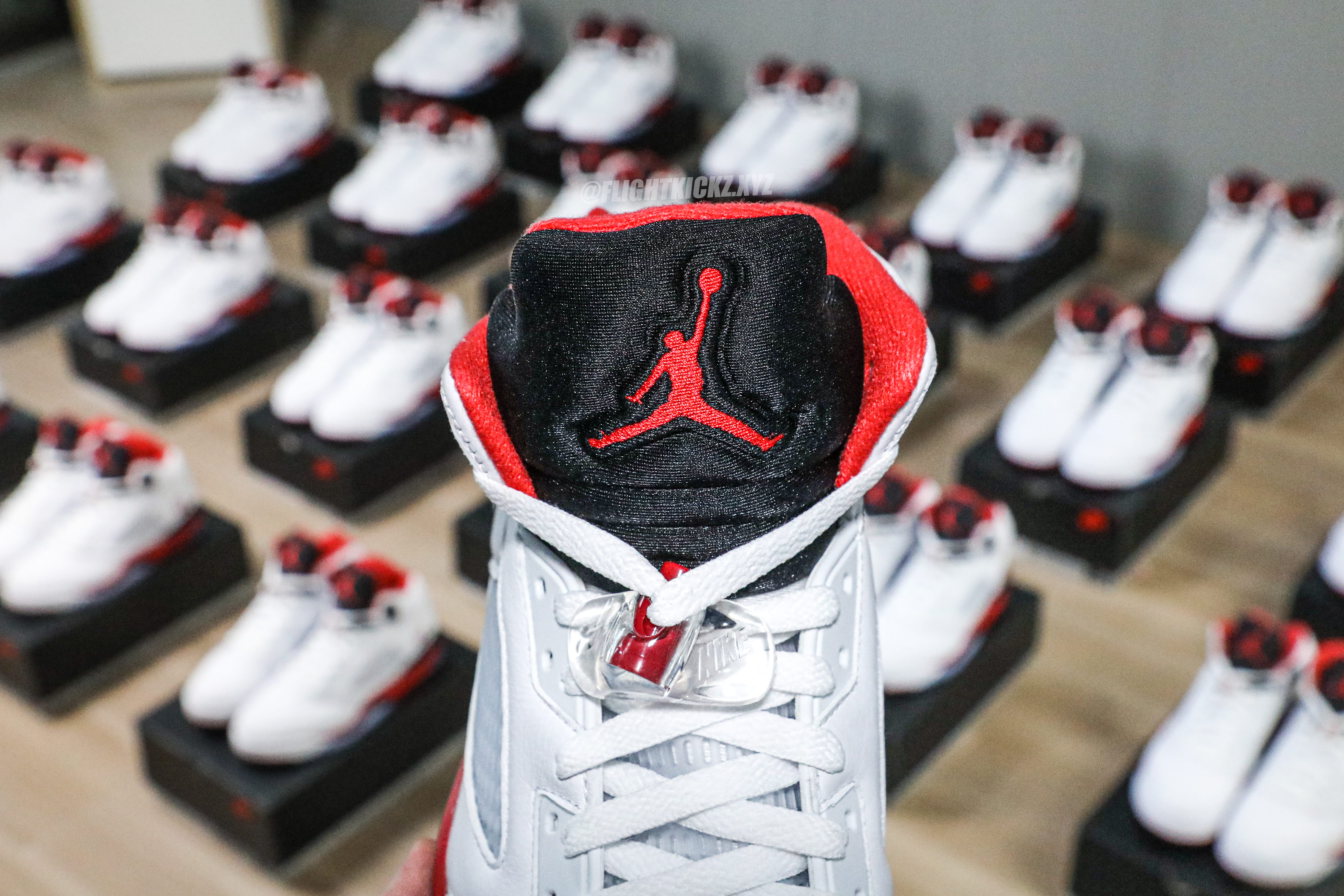 Air Jordan 5 Fire Red Black Tongue 2025 (Ln5 A1)