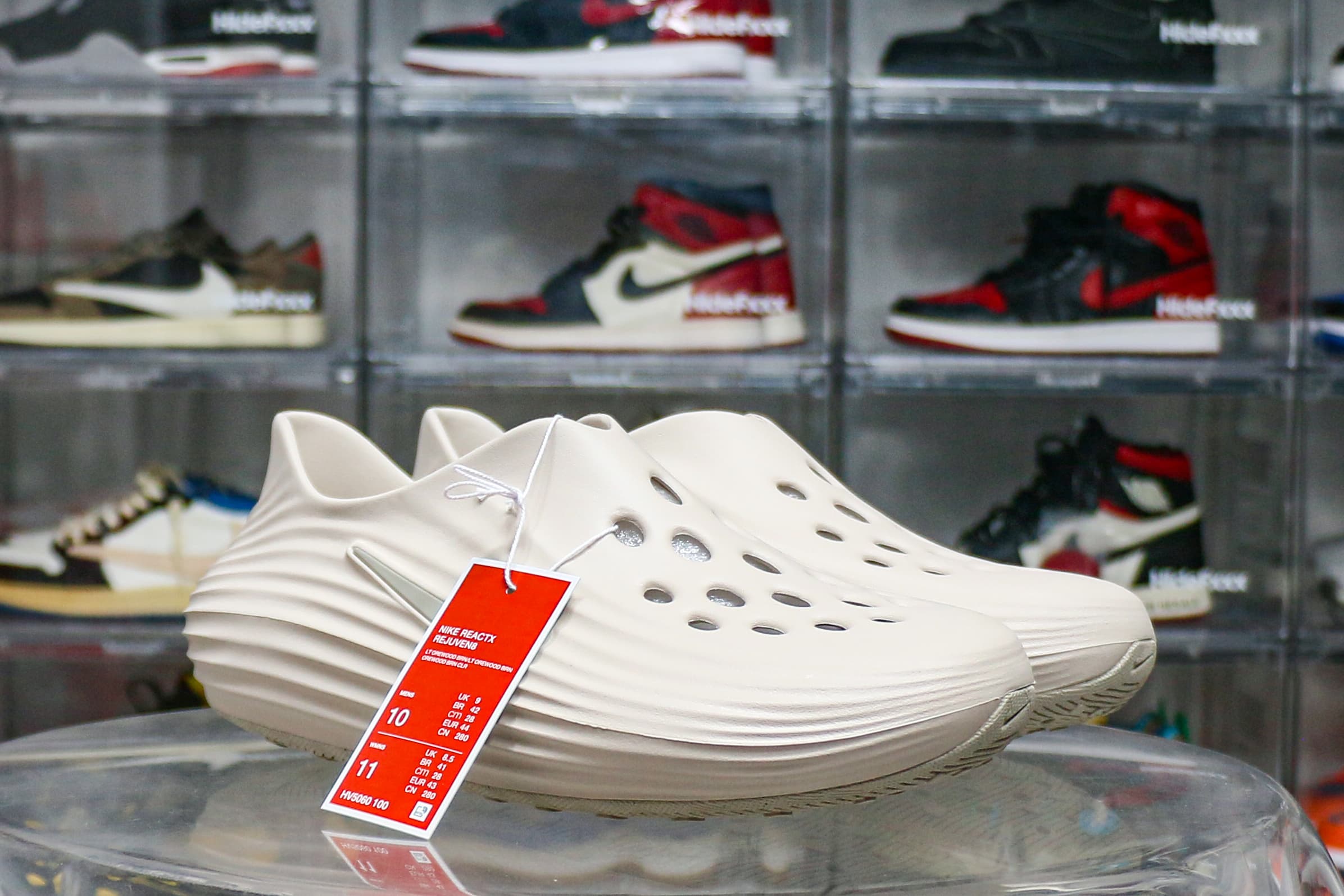 Nike ReactX Rejuven8 Light Orewood Brown