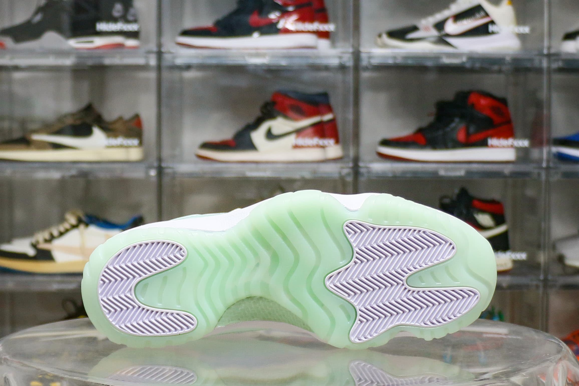 Jordan 11 Retro Low Igloo WMNS 2025