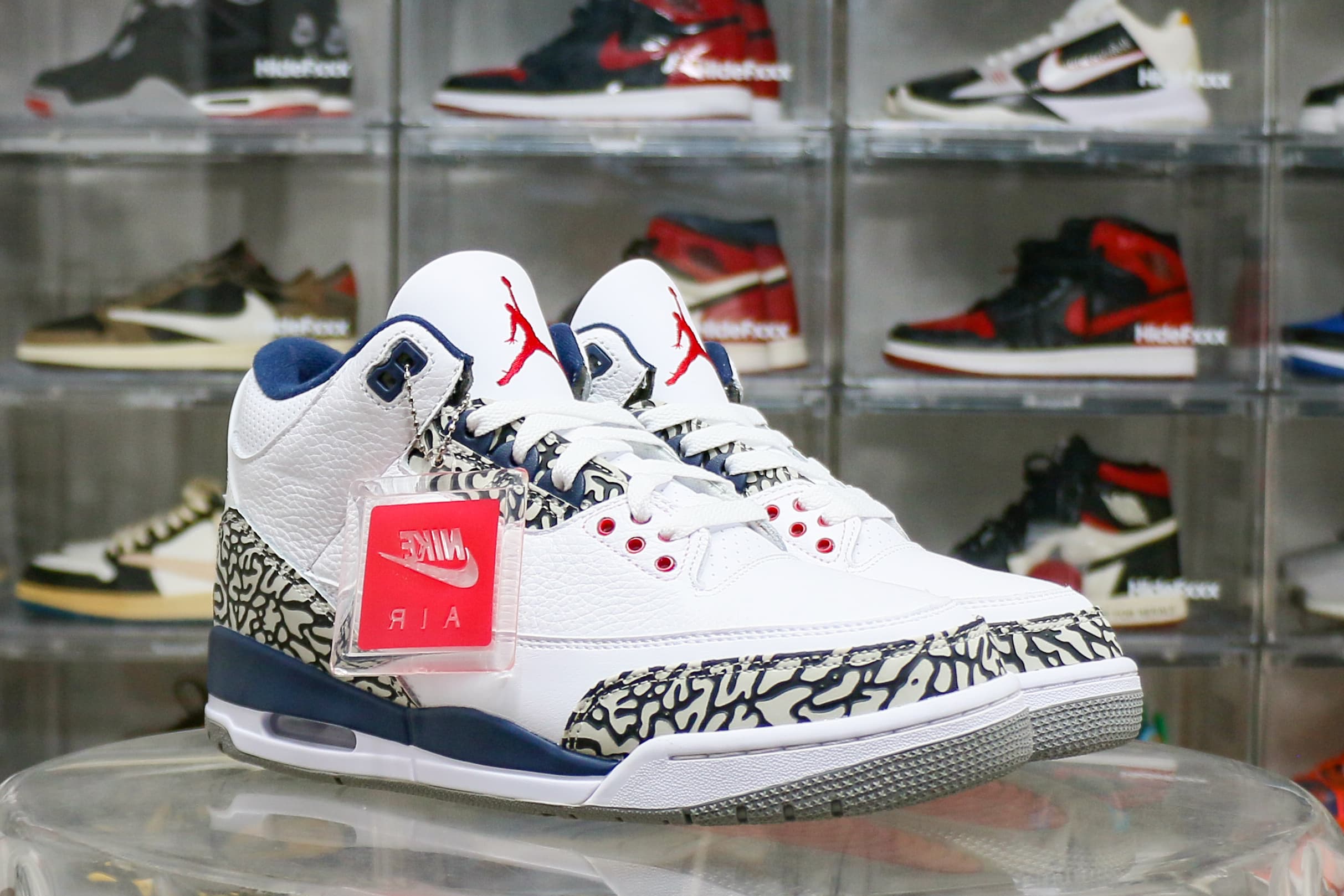 Air Jordan 3 Retro OG True Blue 2016