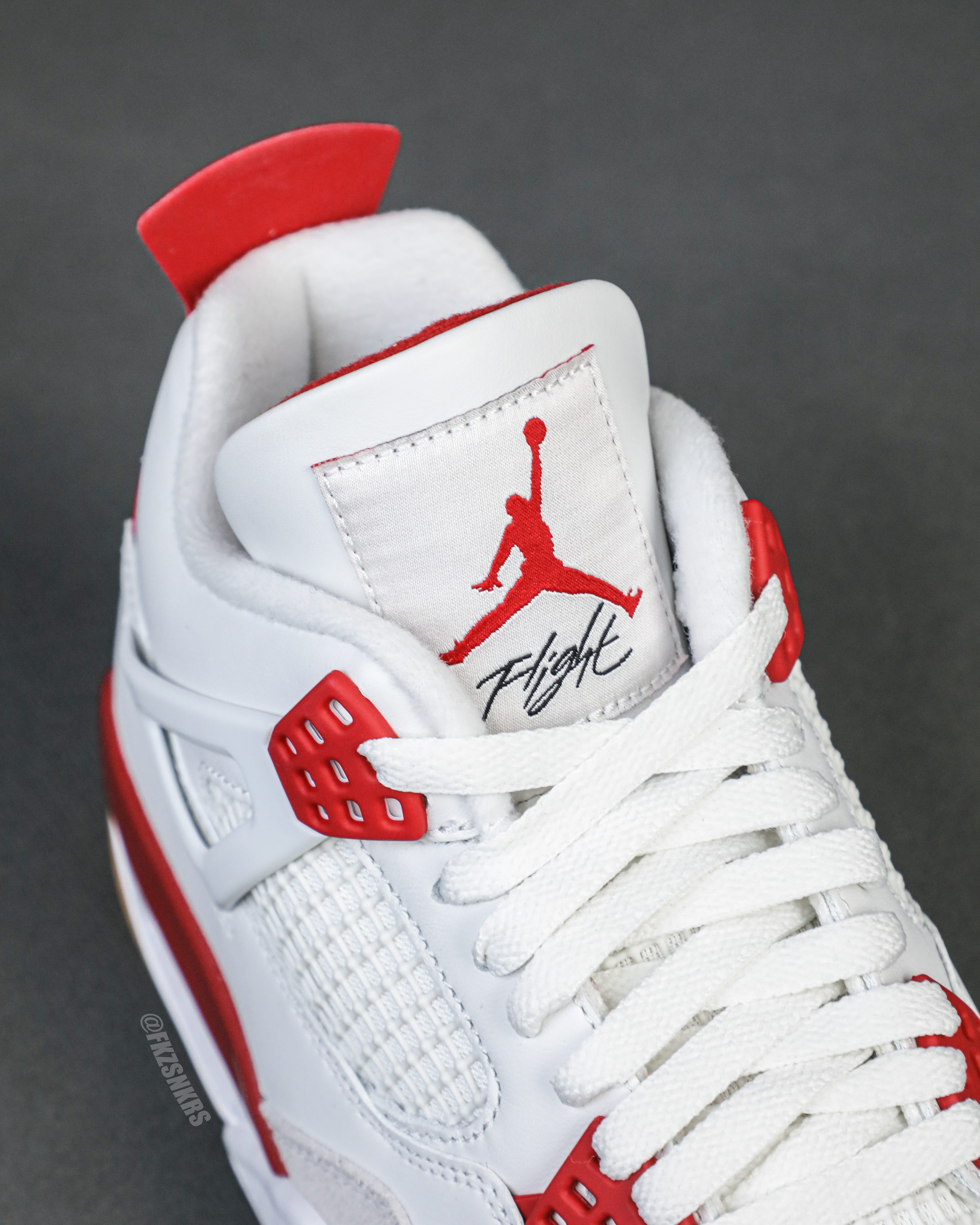 Nike SB x Air Jordan 4 Varsity Red is a Family & Friends (LN5 A1 Batch)